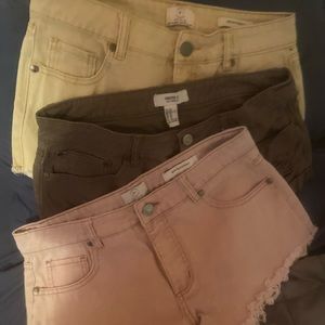 3 pair of size 6 color shorts